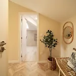 Villa Oliveiral With River View, Heated Pool & Jacuzzi