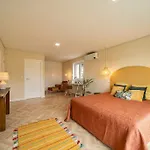 Oliveiral With River View, Heated Pool & Jacuzzi Villa *