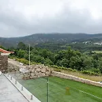 Oliveiral With River View, Heated Pool & Jacuzzi Villa