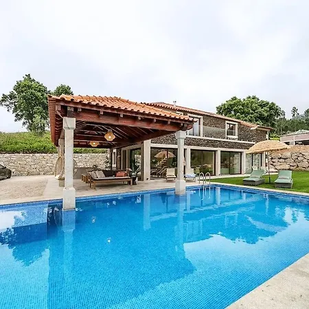 Oliveiral With River View, Heated Pool & Jacuzzi Villa
