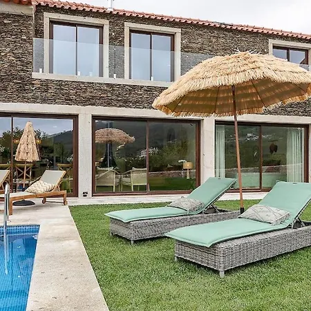 Villa Oliveiral With River View, Heated Pool & Jacuzzi