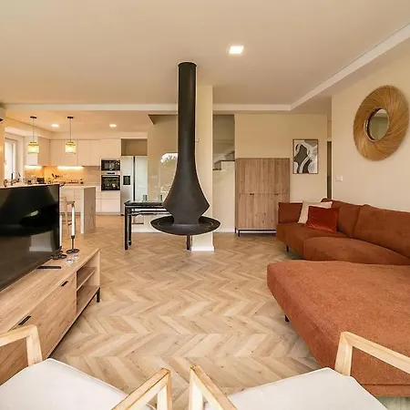 Oliveiral Countryside With River View Villa