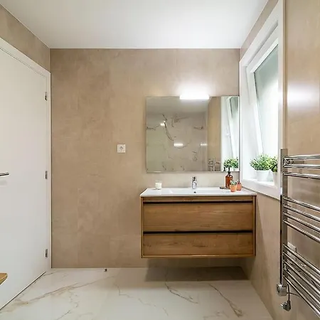 Oliveiral Countryside With River View Villa