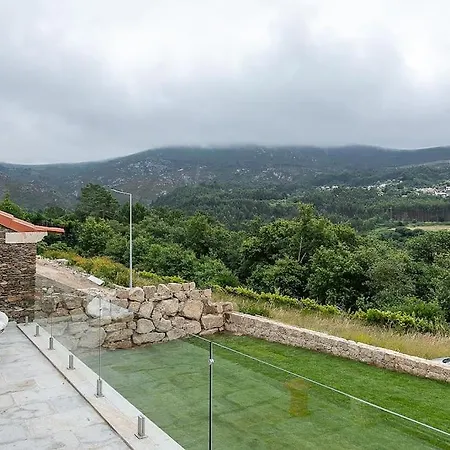 Oliveiral Countryside With River View Villa