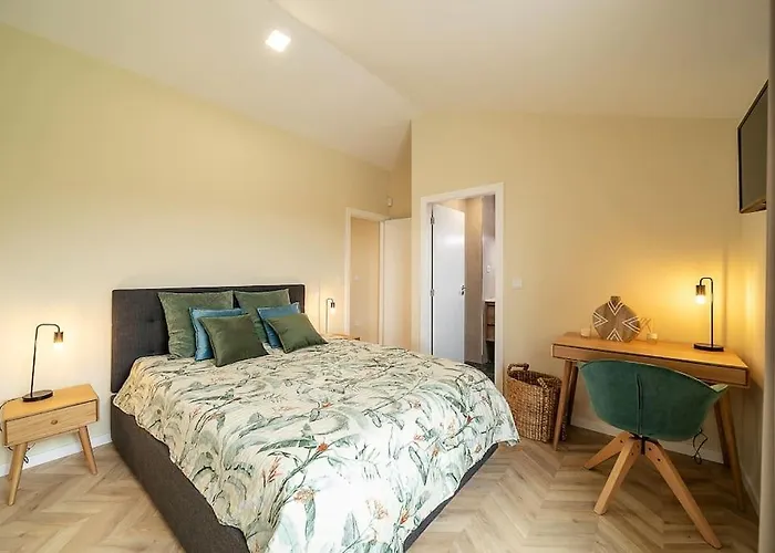 Villa Oliveiral Countryside With River View