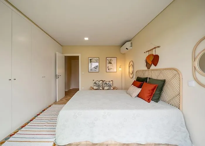 Oliveiral Countryside With River View 别墅 *