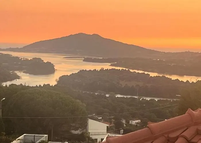 别墅 Oliveiral Countryside With River View 维拉·诺瓦·达·塞尔维尔